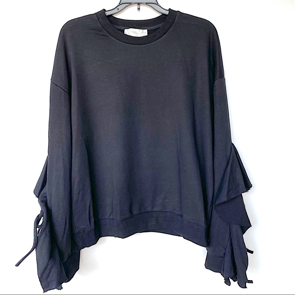 NEW J.O.A Los Angeles Cascading Sleeve Ruffle Tie Top Pullover Black Size Medium - Picture 2 of 6